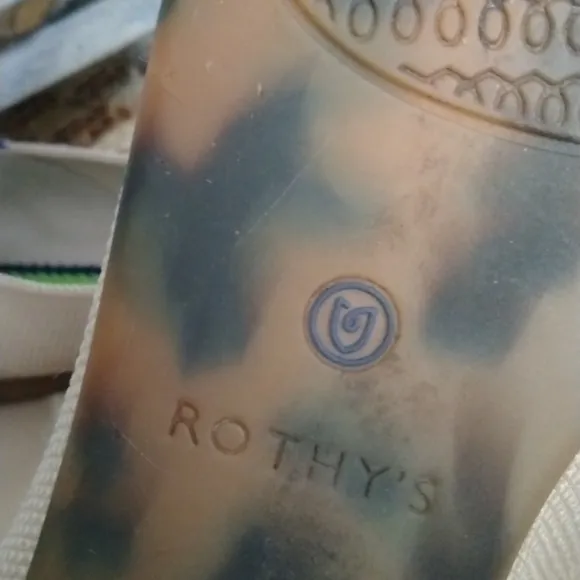 ROTHYS FLATS