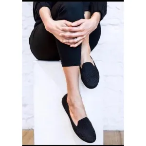 Rothys Size 7.5 Honeycomb Black Retired Loafer Flats Women’s 7 1/2