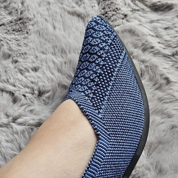 Rothy's snake print blue pointed toe flats size W10 rare find