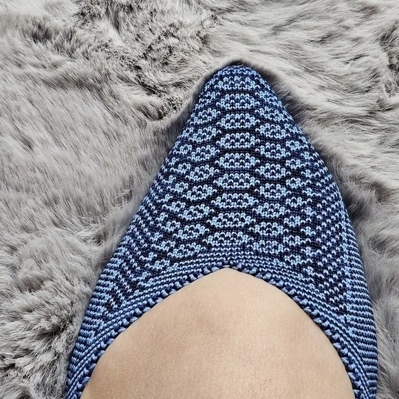 Rothy's snake print blue pointed toe flats size W10 rare find