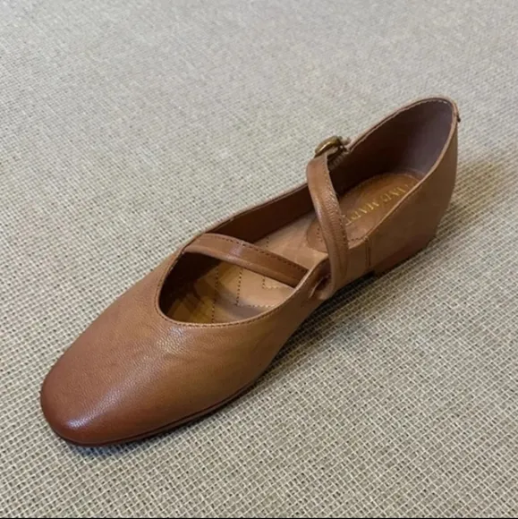 Round Toe Flats Slip-Ons