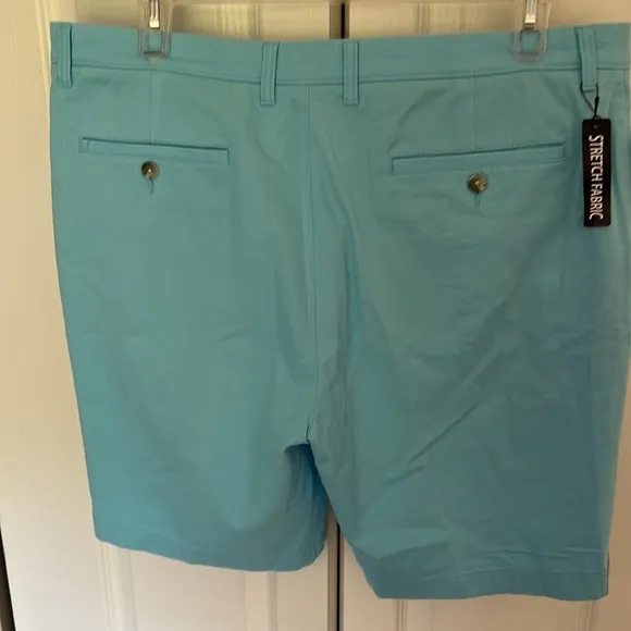 Roundtree and Yorke Casuals Classic Fit Flat Front 9” Shorts