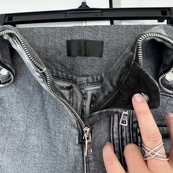 RTA Diavolina Size 26 Skinny Jeans in Washed GreyRTA