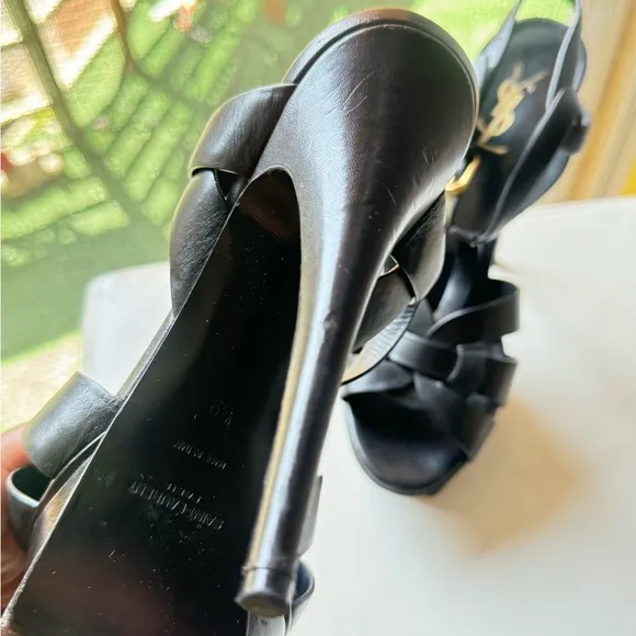 Saint Laurent Leather T-Strap Sandals