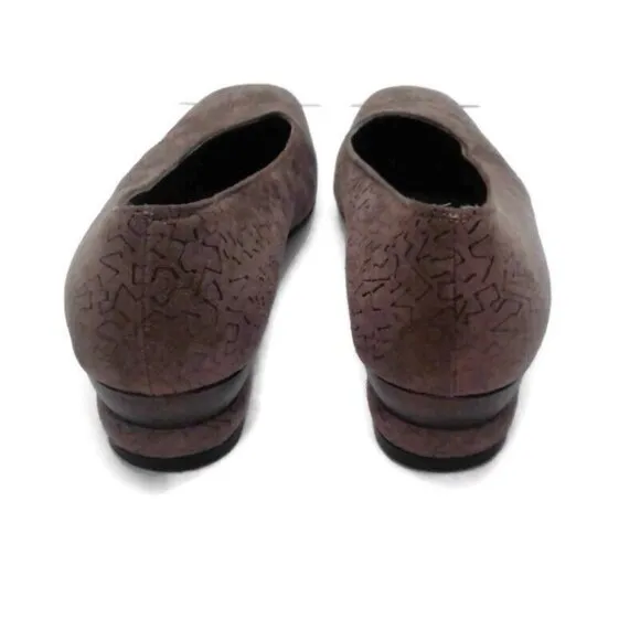 Salvatore Ferragamo 8 AA pump shoes Suede Flats Slip on