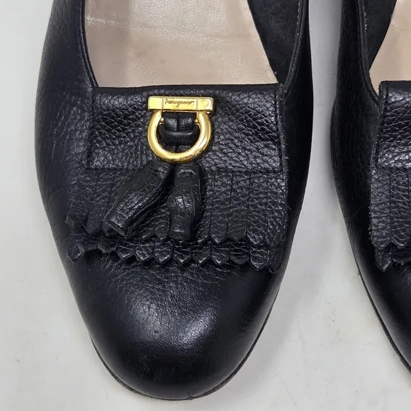SALVATORE FERRAGAMO Black Leather Women's Kitten Heel Loafers Size 8B