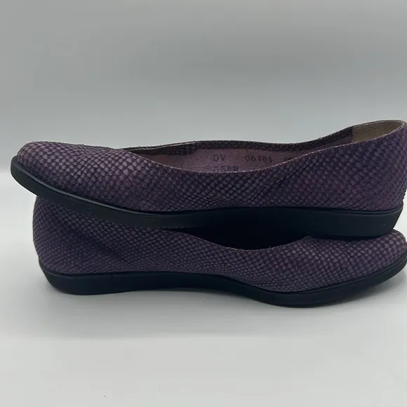 Salvatore Ferragamo Botique Vintage Ballet Flats - Purple Snakeskin Style