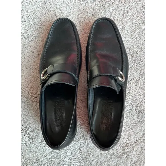 Salvatore Ferragamo Mens Sz 8 Black Leather Loafers W/ Silver Buckle Italy