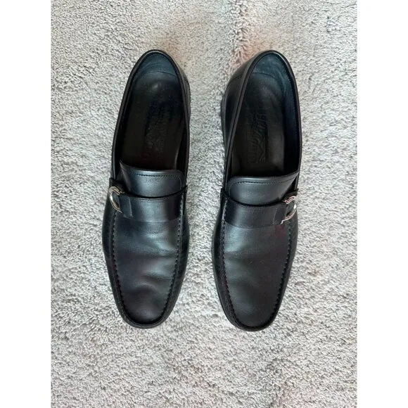 Salvatore Ferragamo Mens Sz 8 Black Leather Loafers W/ Silver Buckle Italy