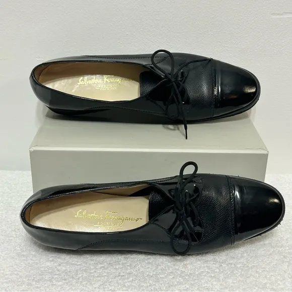 Salvatore Ferragamo Vintage Oxford Flats Made In Italy