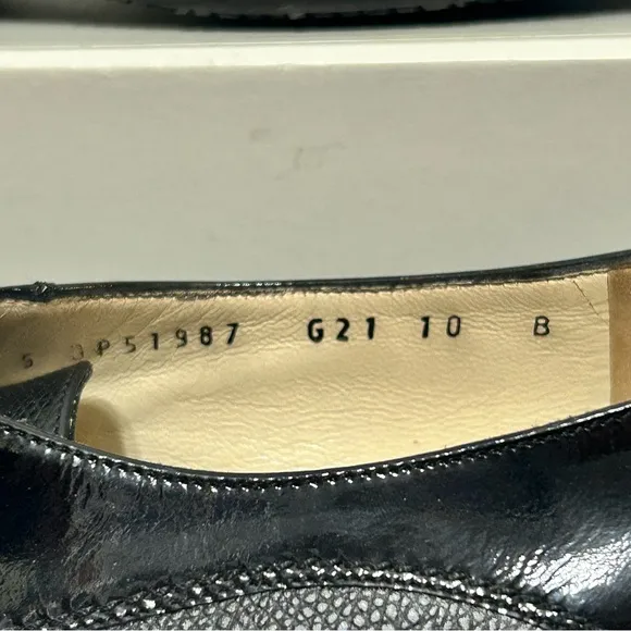 Salvatore Ferragamo Vintage Oxford Flats Made In Italy
