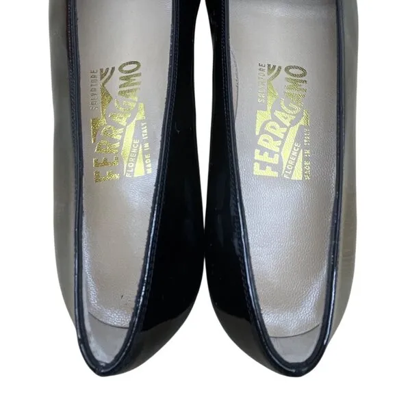 Salvatore Ferragamo Womens Black Patent Leather Silver Buckle Loafers Sz 5.5 B