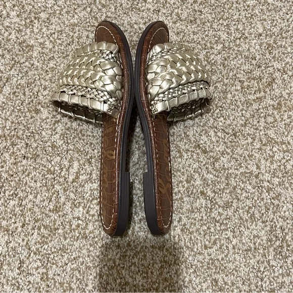 Sam Edelman Giada Flat Sandals in Gold Metallic Woven Slip On Size 8