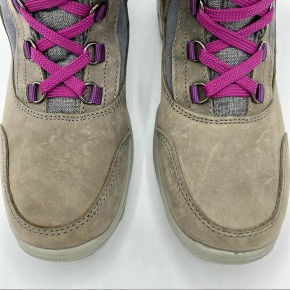 Santana Canada Grey Purple Mohawk Fleece Lined Waterproof Boot Size 8