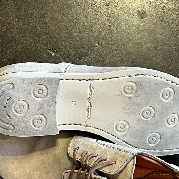 Santoni Tan Flats with Sophisticated Design
