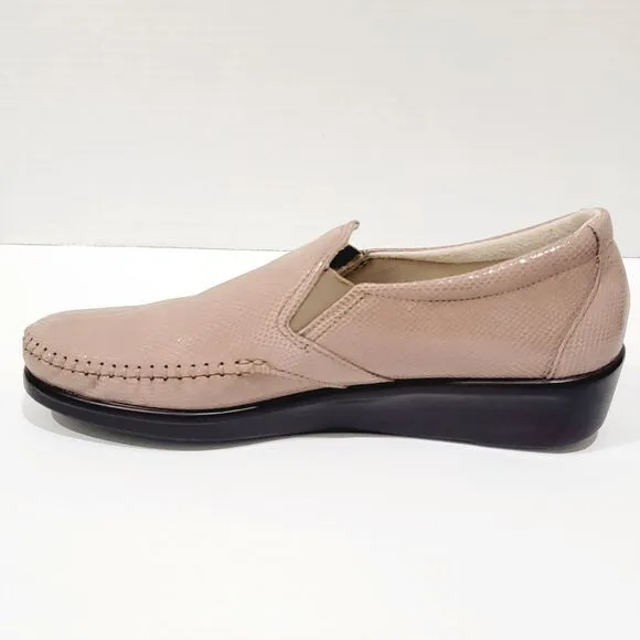 SAS Dream Mushroom Snake Embossed Leather Shoes Womens Sz 8.5 S Slip-On Loafers