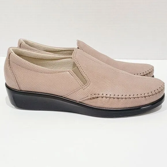 SAS Dream Mushroom Snake Embossed Leather Shoes Womens Sz 8.5 S Slip-On Loafers