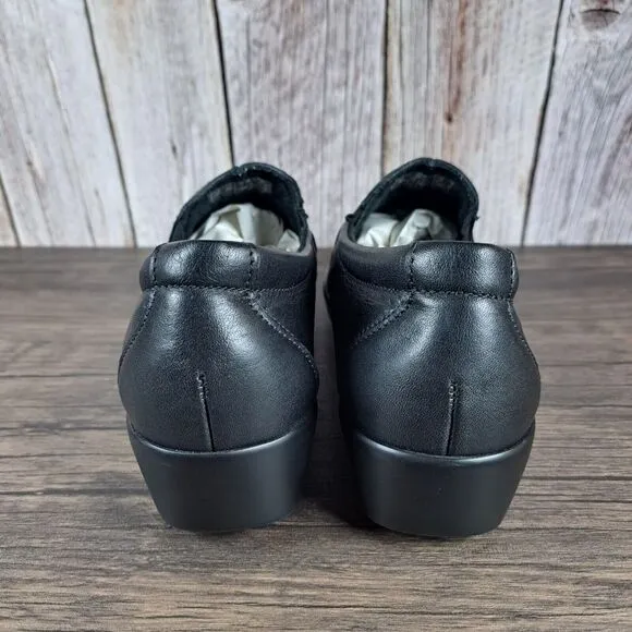 SAS Dream Wedge Loafers Black Leather Slip Ons Women's Sz 9.5 N (GUC)