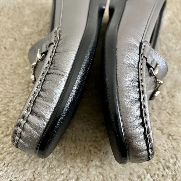 SAS Metro Slip On Loafer Shoes Womens Sz 7.5 Slim Narrow Loafers Pewter Silver
