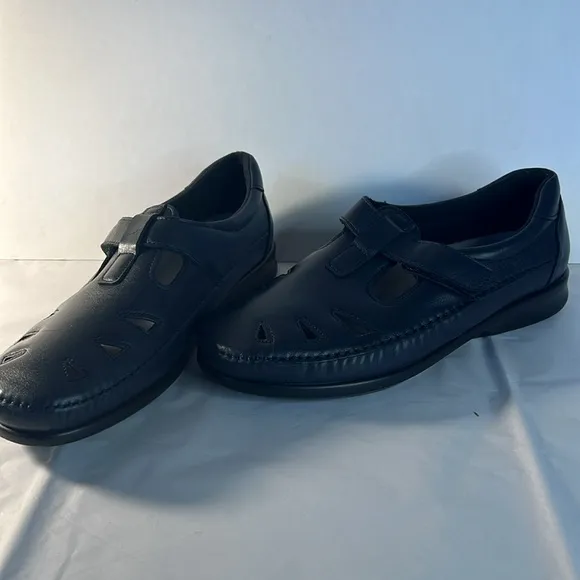 SAS Roamer - EZ Strap Walking Shoe
