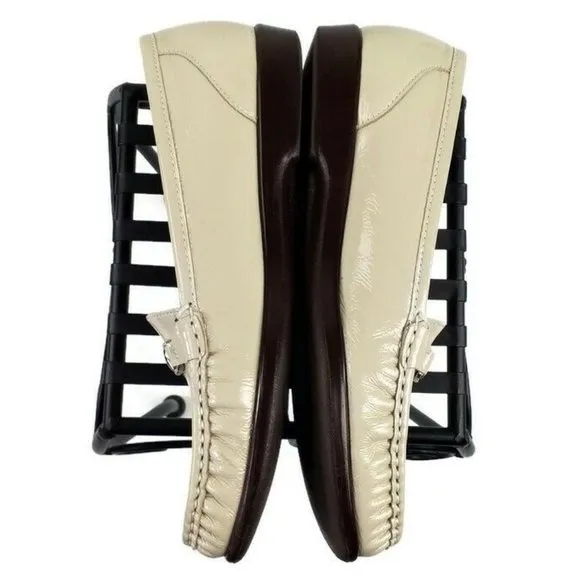 SAS Tripad Metro-P 2124-002 Bone Loafers Womens Size 9.5 S LNIB