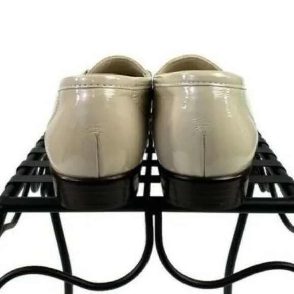 SAS Tripad Metro-P 2124-002 Bone Loafers Womens Size 9.5 S LNIB