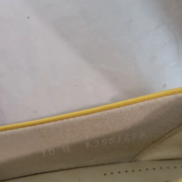 SAS Women's Coco Slip on Loafers Yellow Leather Ballet Flats Size 10 NWOT
