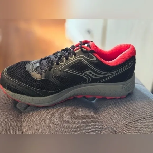 Saucony | Women's Versafoam Cohesion TR12 Trail Running Shoes | Size: 8.5