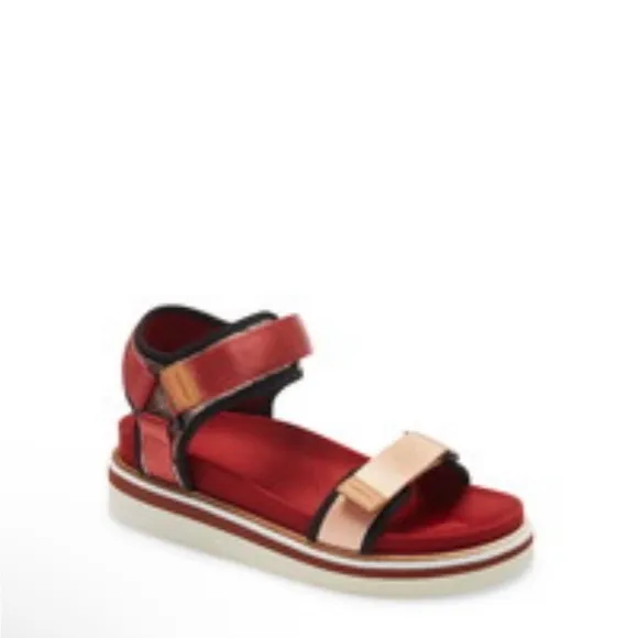 See by Chloe Yumi Ankle Strap Sandals Multicolor sport flat sandals