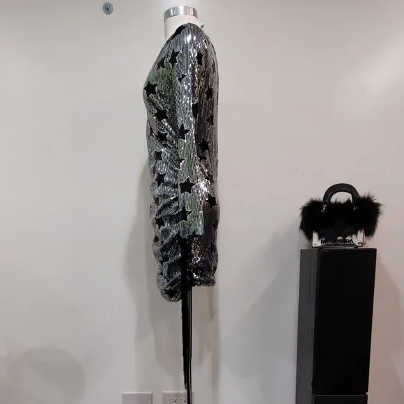 💥SHOWSTOPPER💥Sequin Cocktail Dress w/ Tassel Fringe in Silver &amp; Black