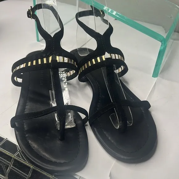 Sigerson Morrison Sz 6 Black Suede Gold Leather TStrap Ankle Strap Flat Sandals