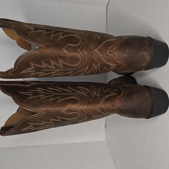 Size 10 Ariat Mens Ridin High Western Boots
