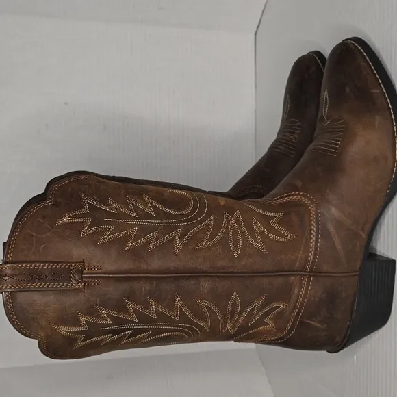 Size 10 Ariat Mens Ridin High Western Boots