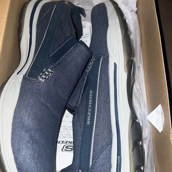 Skechers Classic Fit, Aaron Loafers, Men’s Size 10.5
