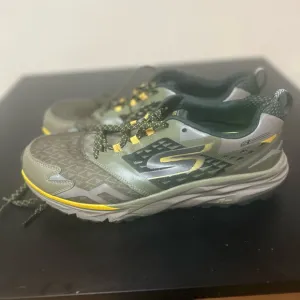 Skechers Go Trail Running Sneakers Mens Size 11