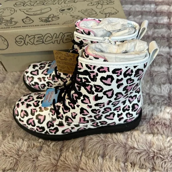 SKECHERS High Top Boots with hearts size 3