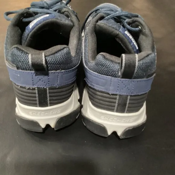 Skechers Men's Low-Cut Crossbar Hiking Trail Sneakers 51885 - sz 9.5