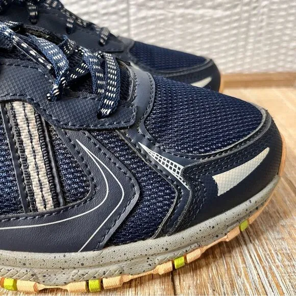 Skechers Womens Hillcrest Vast Adventure Trail Blue Running Sneakers Size 11