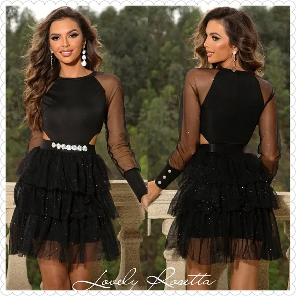 Sleek Mini Dress with Trendy Cutout Detail
