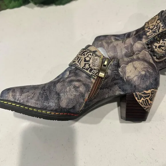 SOFFIA | GREY EMBOSSED FLORAL BUCKLE GENUINE LEATHER BOOTIE MID HEEL LOAFERS