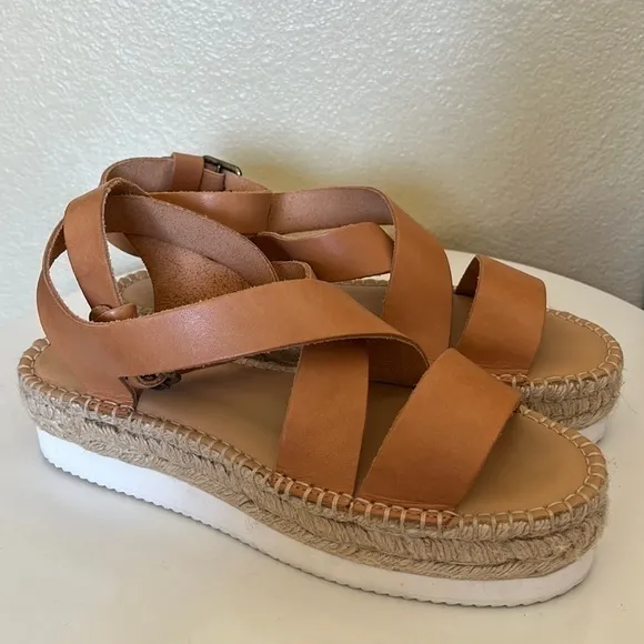 SOLUDOS :: SANDALS