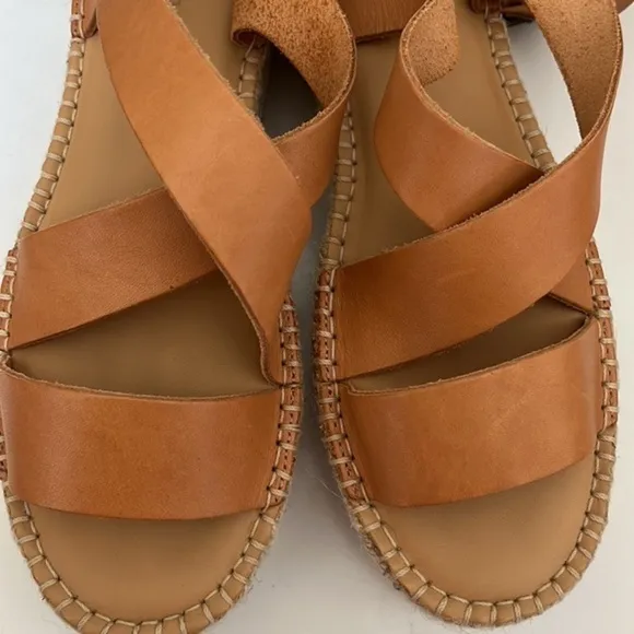 SOLUDOS :: SANDALS