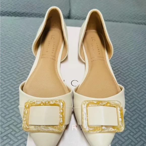 sophisticated LC Lauren Conrad Azra women's dress flats.