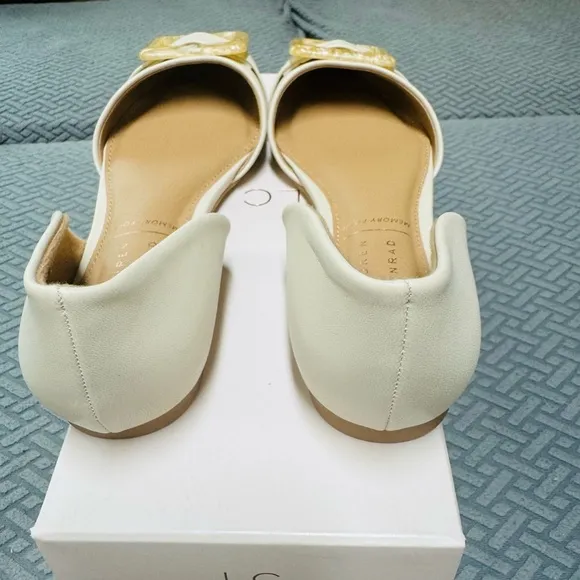 sophisticated LC Lauren Conrad Azra women's dress flats.