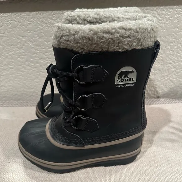 Sorel Black Yoot Pac Nylon Waterproof Boots