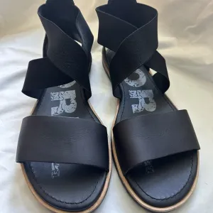 SOREL Ella Womens Black Leather CrossStrapStretch Flat Sandals NL2893-010 Sz 8.5