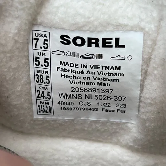 Sorel Explorer Next Carnival 100g Waterproof Boot Stone Green Women 7.5 NWB