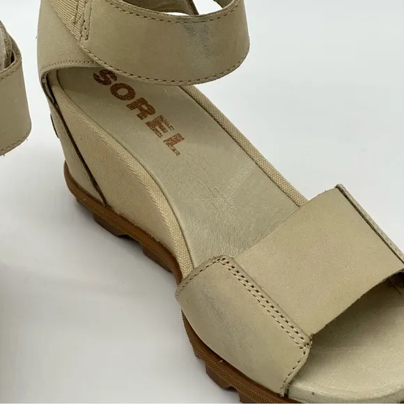 Sorel JoanieII Ankle Strap Sandals.