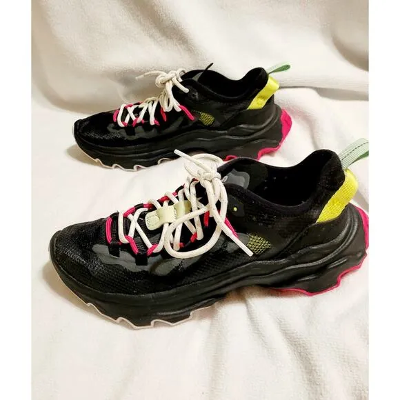 Sorel Kinetic Breakthru womens outdoor all terrain running shoe size7
