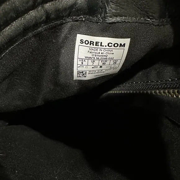 Sorel knee high olive green grayish boots size 9 B4
